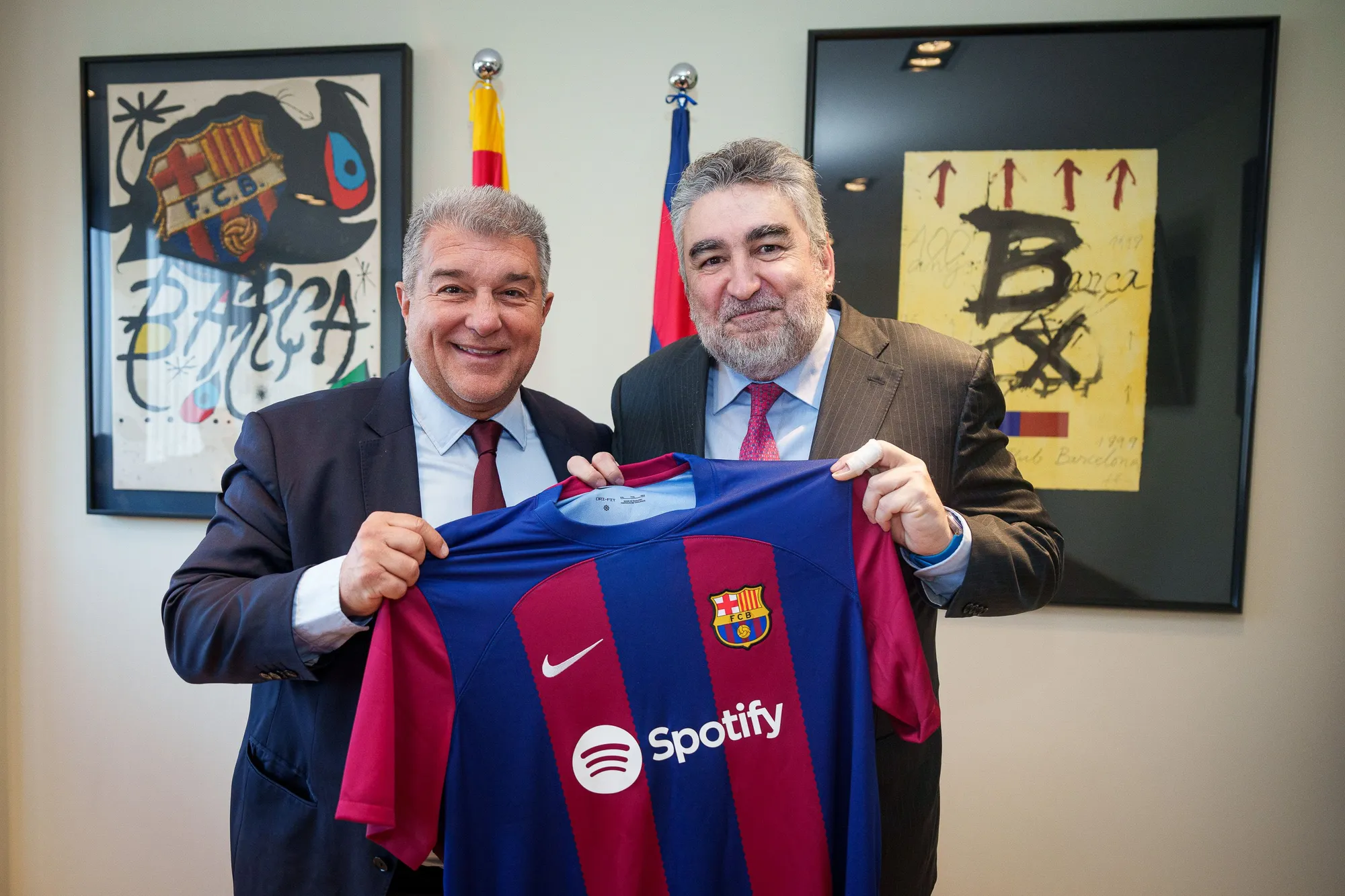 Uribes varuje Barcelonu ohledně registrací: "Je to jiná situace než loni."