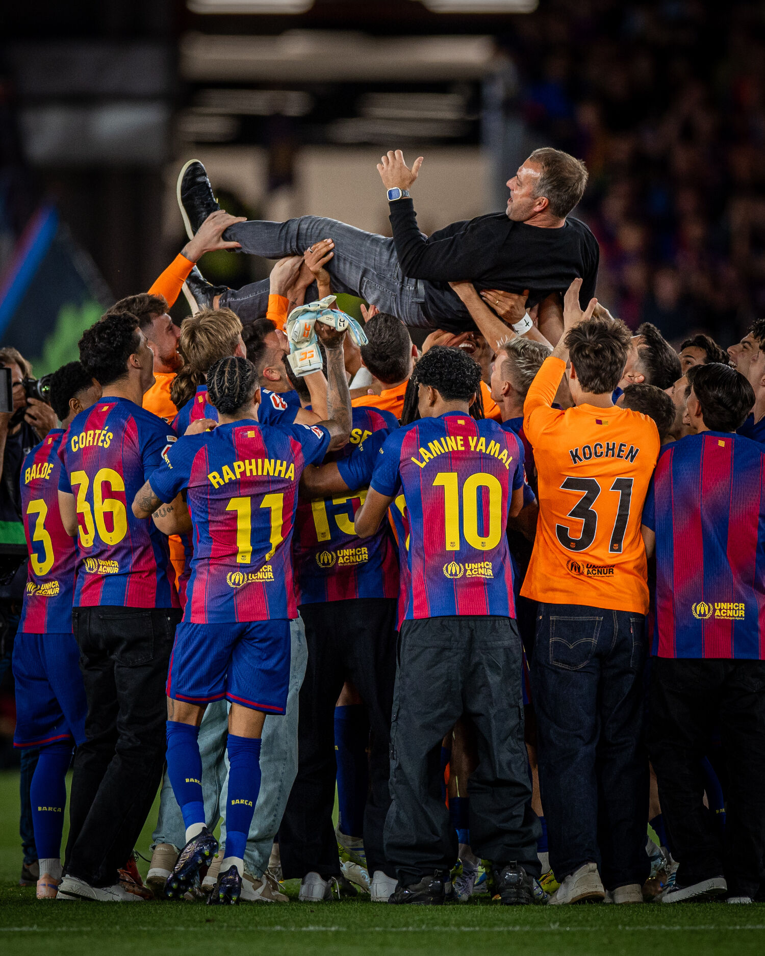 Emotívne oslavy na Camp Nou: Hansi Flick venoval titul zosnulému otcovi