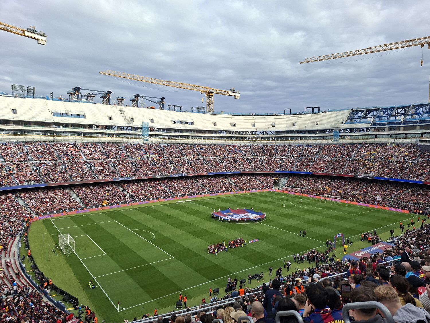 Prestižní zápas s Villarrealem přímo na Camp Nou