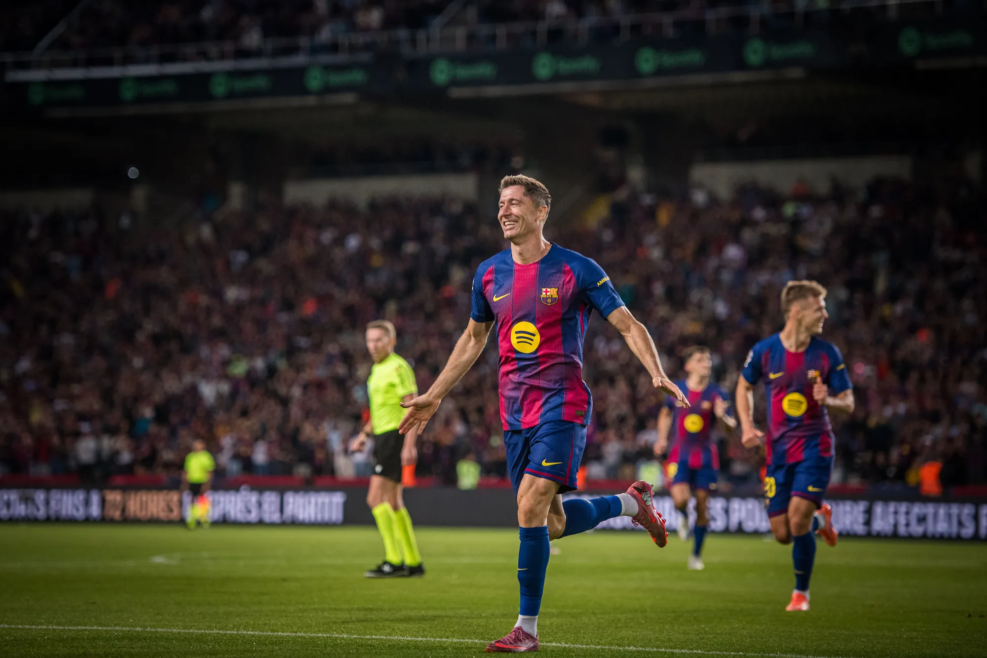 Robert Lewandowski se zapíše mezi legendy Barçy, dělí ho od toho pár gólů!