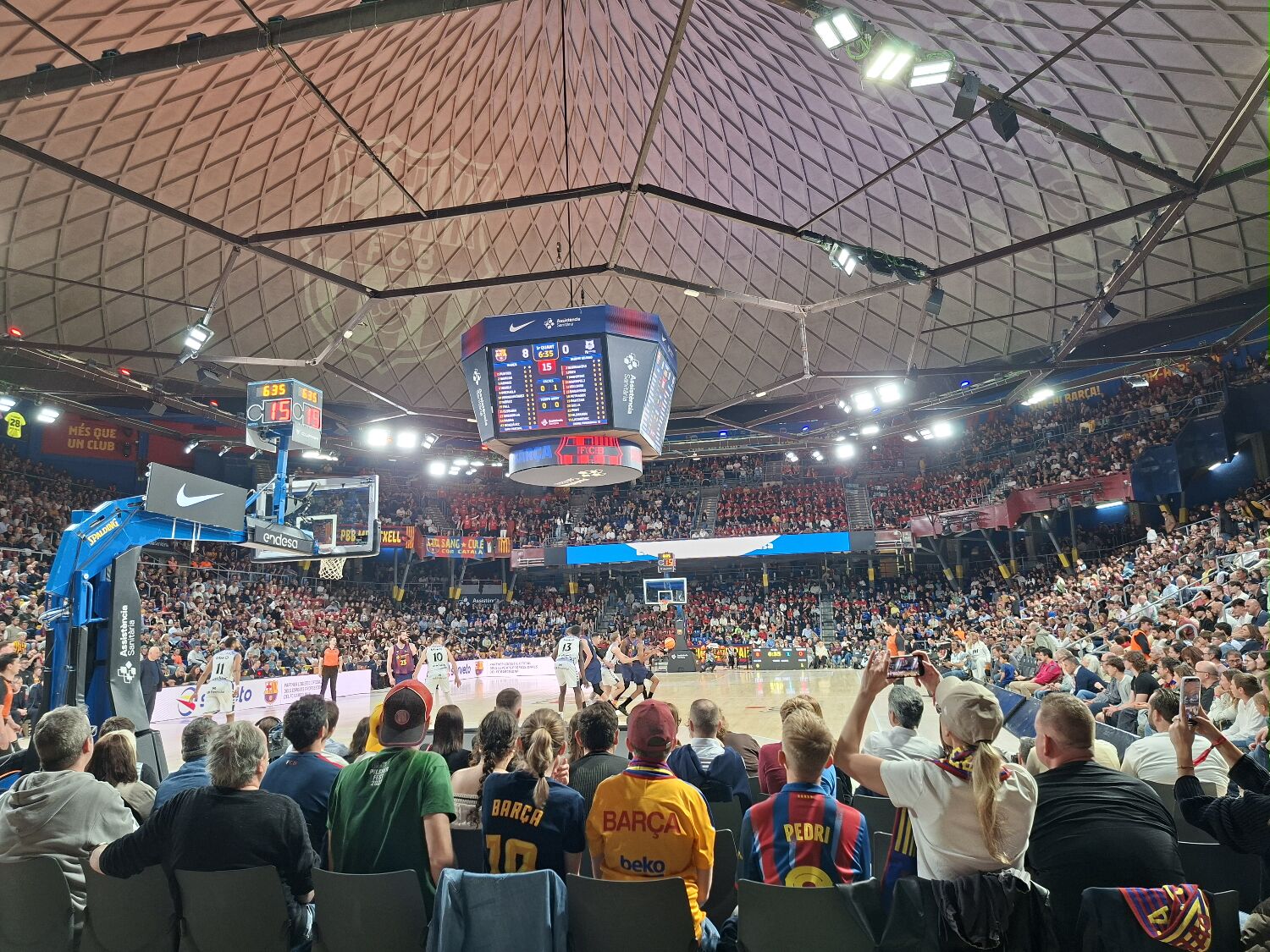 Zájezd na Betis s basketbalovým El Clásicem