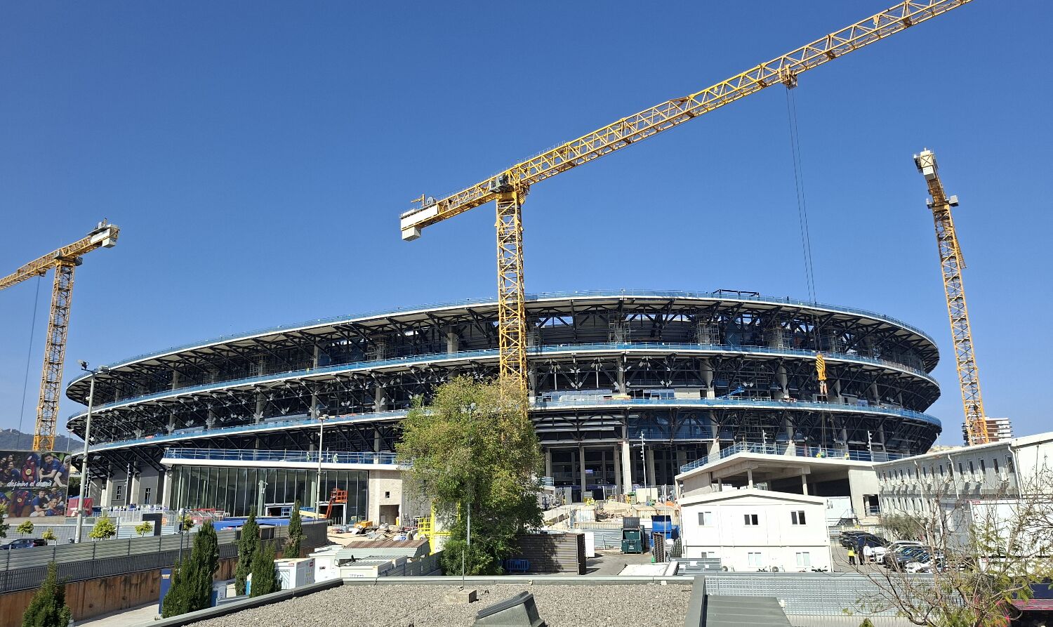 Dvojité derby, UNESCO maraton a další zápasy jako bonus