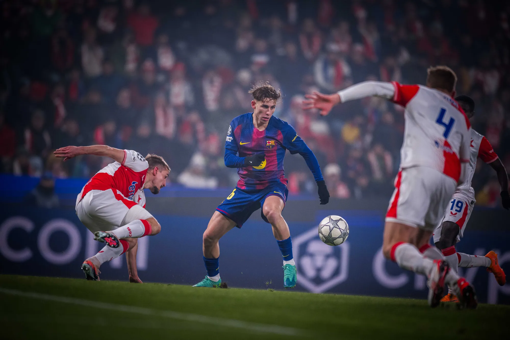 Slavia Praha 2:4 FC Barcelona