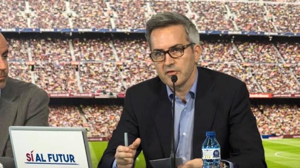 Víctor Font: Výmena Arthur-Pjanič dokazuje, že klub je v znepokojujúco zlom stave